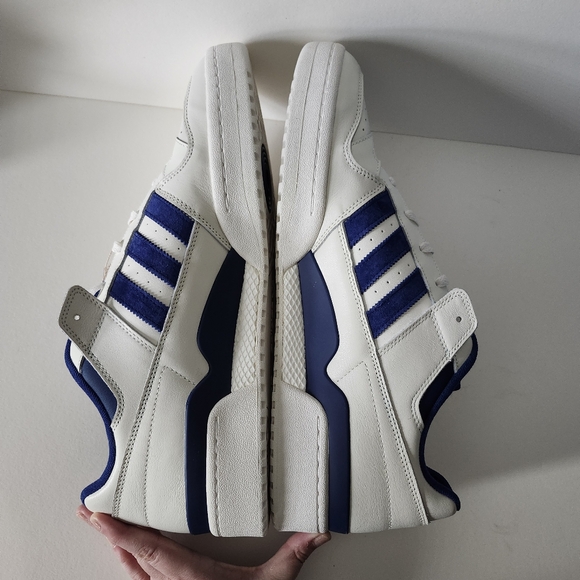New Men's Adidas Forum Low CL Shoes Blue & White Size 19 - Picture 8 of 12